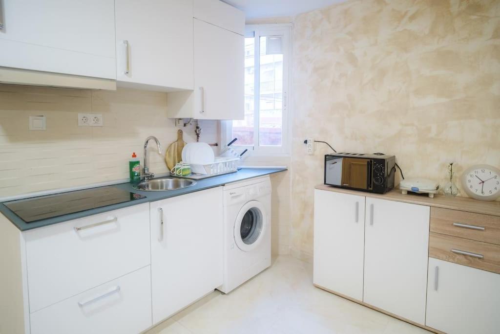 Piso Acogedor En Madrid Centro公寓 外观 照片